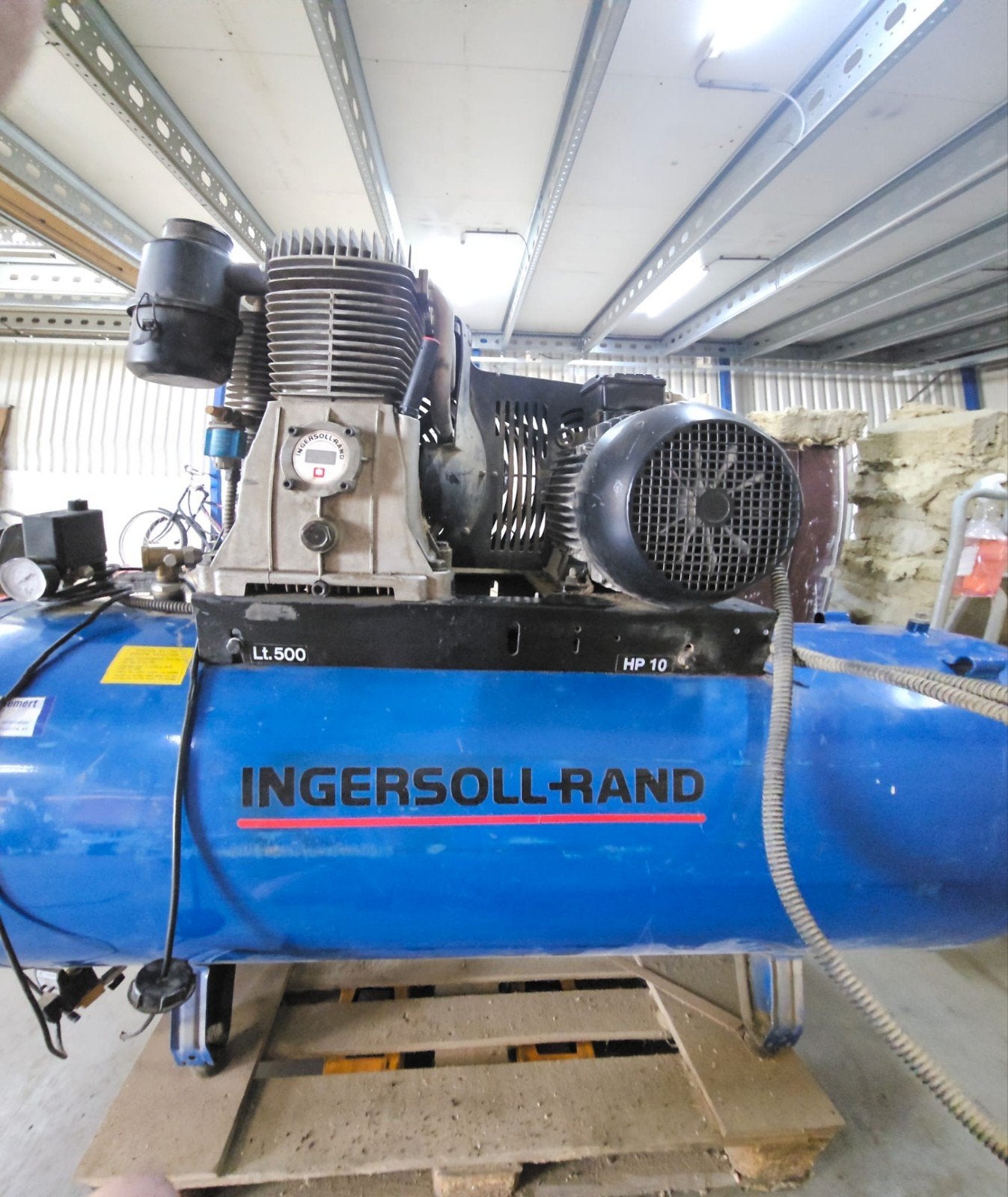 Compressor, Ophalen, Gebruikt, 400 tot 800 liter/min, 6 tot 10 bar