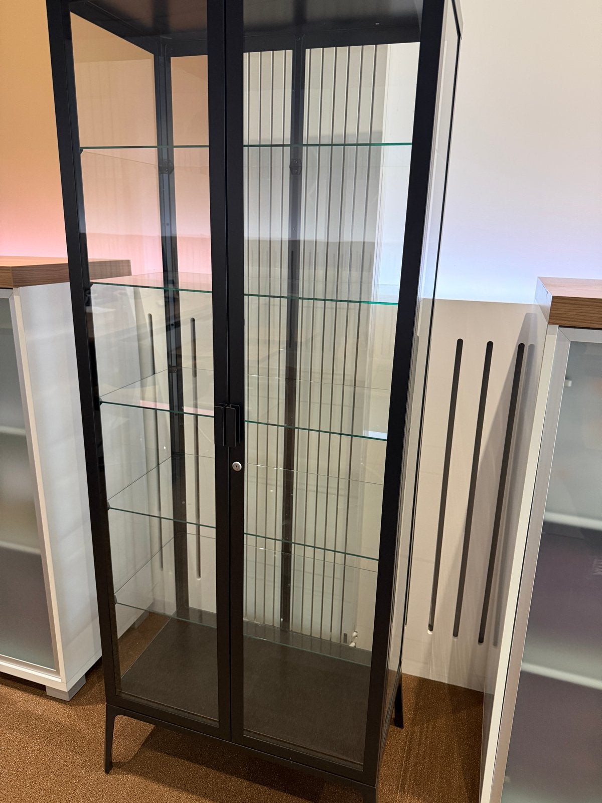 Ikea Milsbo met 5 glazen planken, Ophalen, 50 tot 100 cm, 150 tot 200 cm, 25 tot 50 cm
