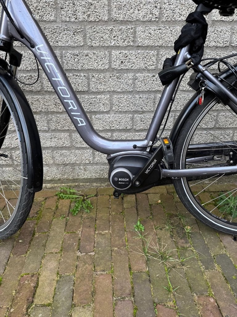 Victoria E Trekking 5.5H 2724km Bosch 500kw €1200,-, Zo goed als nieuw, 51 tot 55 cm, 50 km per accu of meer, Ophalen