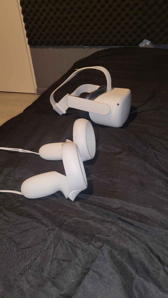 Oculus Quest 2, Spelcomputers en Games, Ophalen, Zo goed als nieuw, VR-bril, Overige platformen