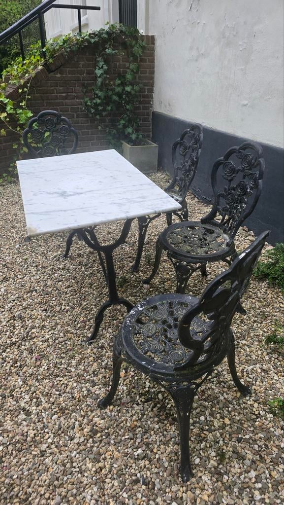 Bistro set tafel marmeren blad & 4 stoelen, Ophalen, Gebruikt, Ellesexclusives interieurstyling, Hoekshofstr 6