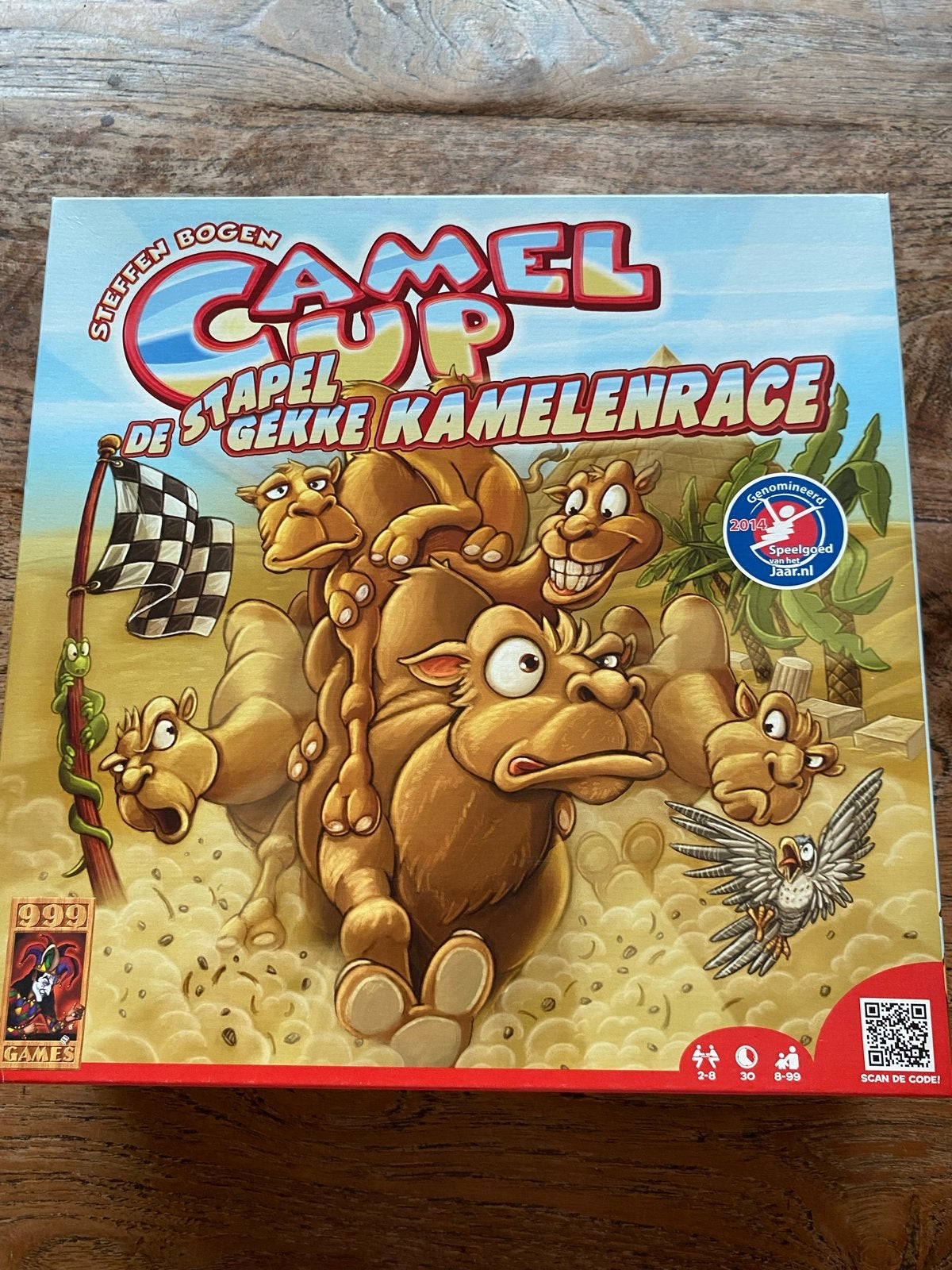 Camel Up: De Stapel Gekke Kamelenrace Bordspel, Drie of vier spelers, Ophalen of Verzenden, Zo goed als nieuw