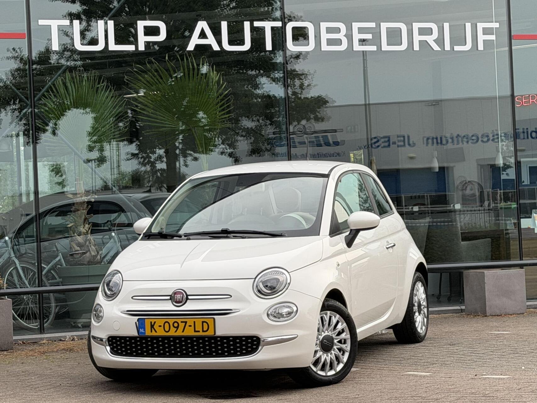 Fiat 500 1.0 Hybrid Lounge 2021 Navi 1e eigenaar Top staat, Auto's, Fiat, Voorwielaandrijving, Stof, Euro 6, 4 stoelen