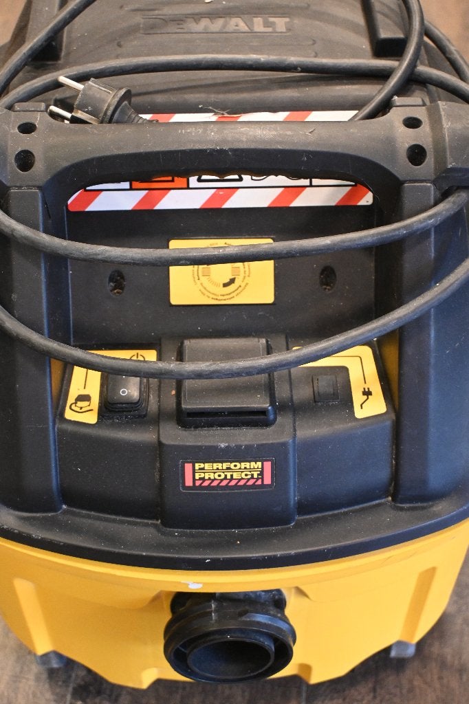 DeWalt stofzuiger DW901L + Slang, Gebruikt, -, Ophalen of Verzenden, Info@buy-sell.nl