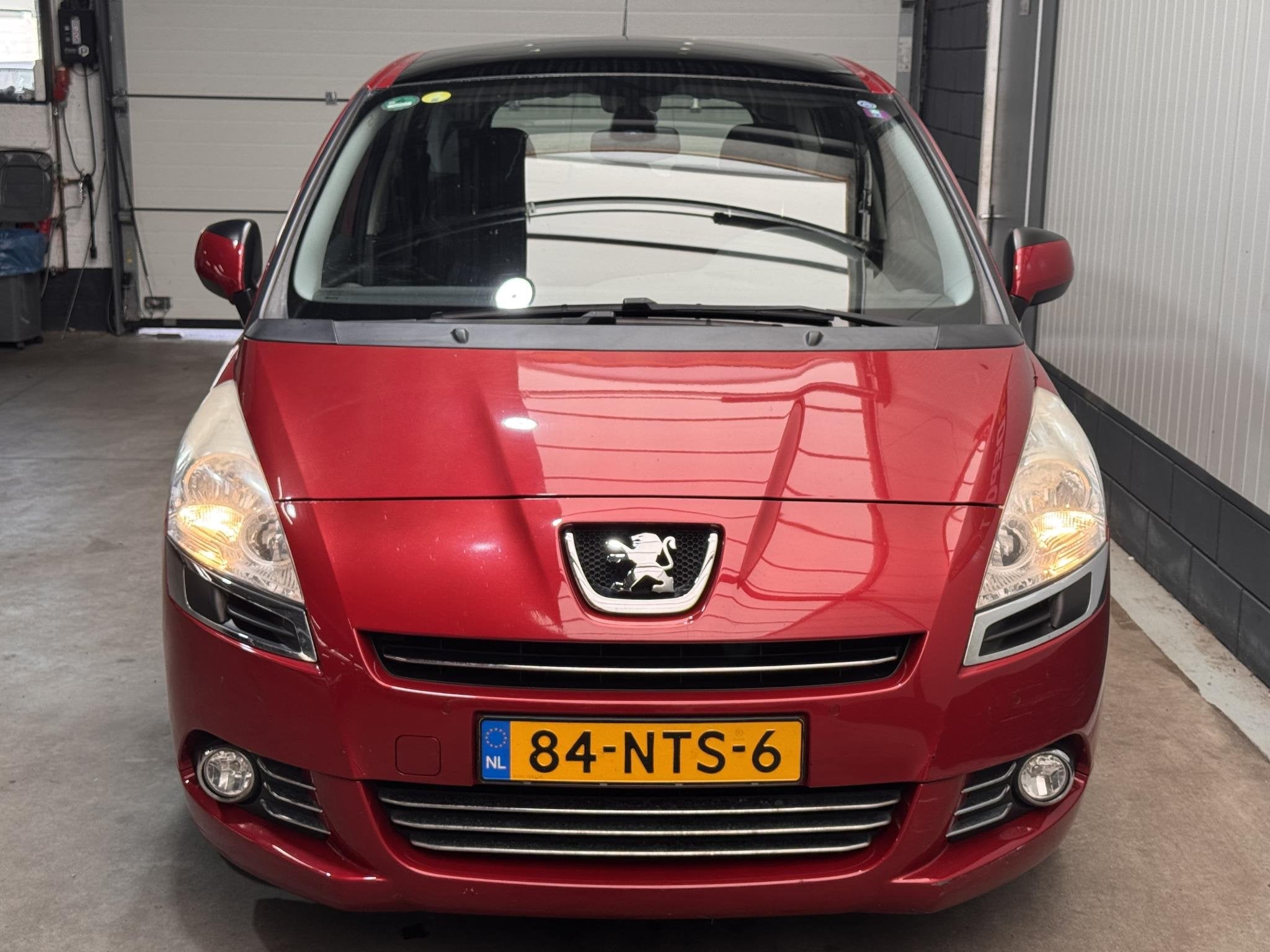 Peugeot 5008 1.6 VTi ST Premiere 7p. 7 Persoon Pano Nette Wa, Auto's, Voorwielaandrijving, Euro 5, Stof, Gebruikt