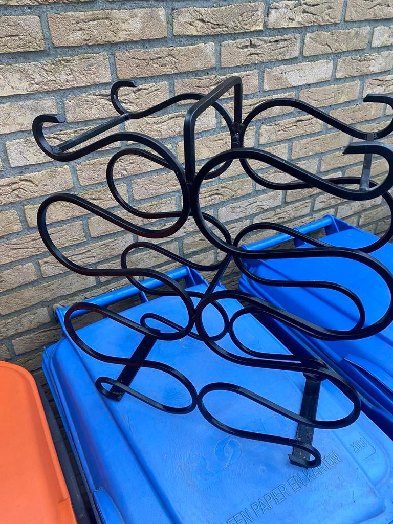 Gietijzeren wijnrek, Huis en Inrichting, Woonaccessoires | Wijnrekken, Ophalen, Gebruikt, 15 tot 25 flessen, Metaal