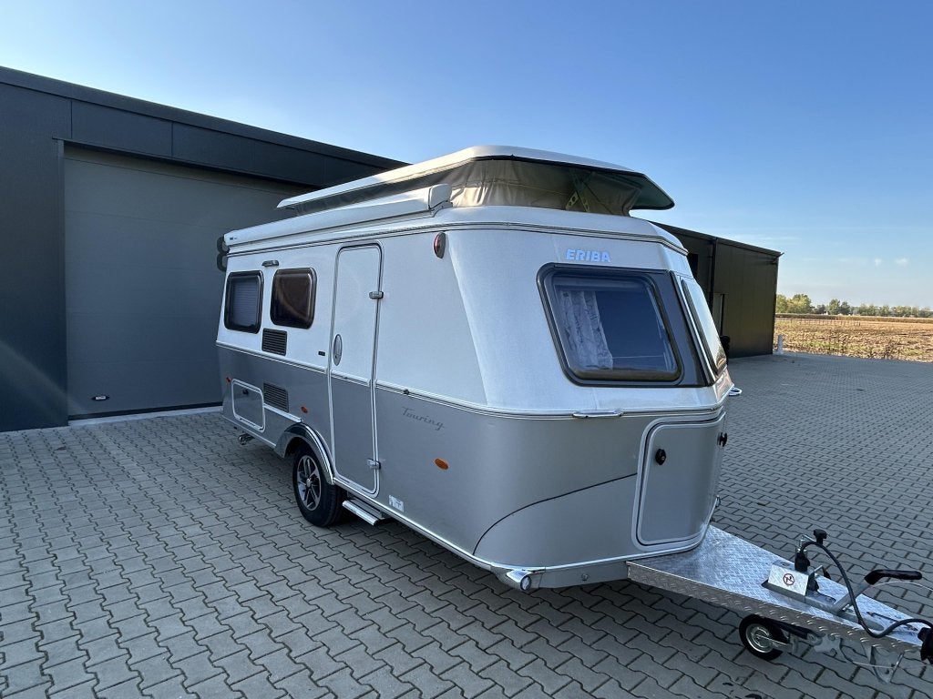 Eriba Touring Urban 530 Z.G.A.N!! Bouwjaar 2025, Treinzit, Eriba, Dwarsbed, Luifel