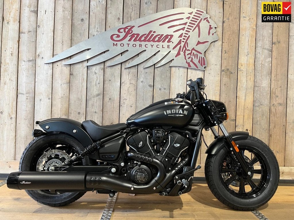 Indian Chopper 76 Scout Bobber Limited +Tech 1250, Motoren, Traction Control, Curieweg 6a
2408 BZ  Alphen aan den Rijn, NL, Chopper