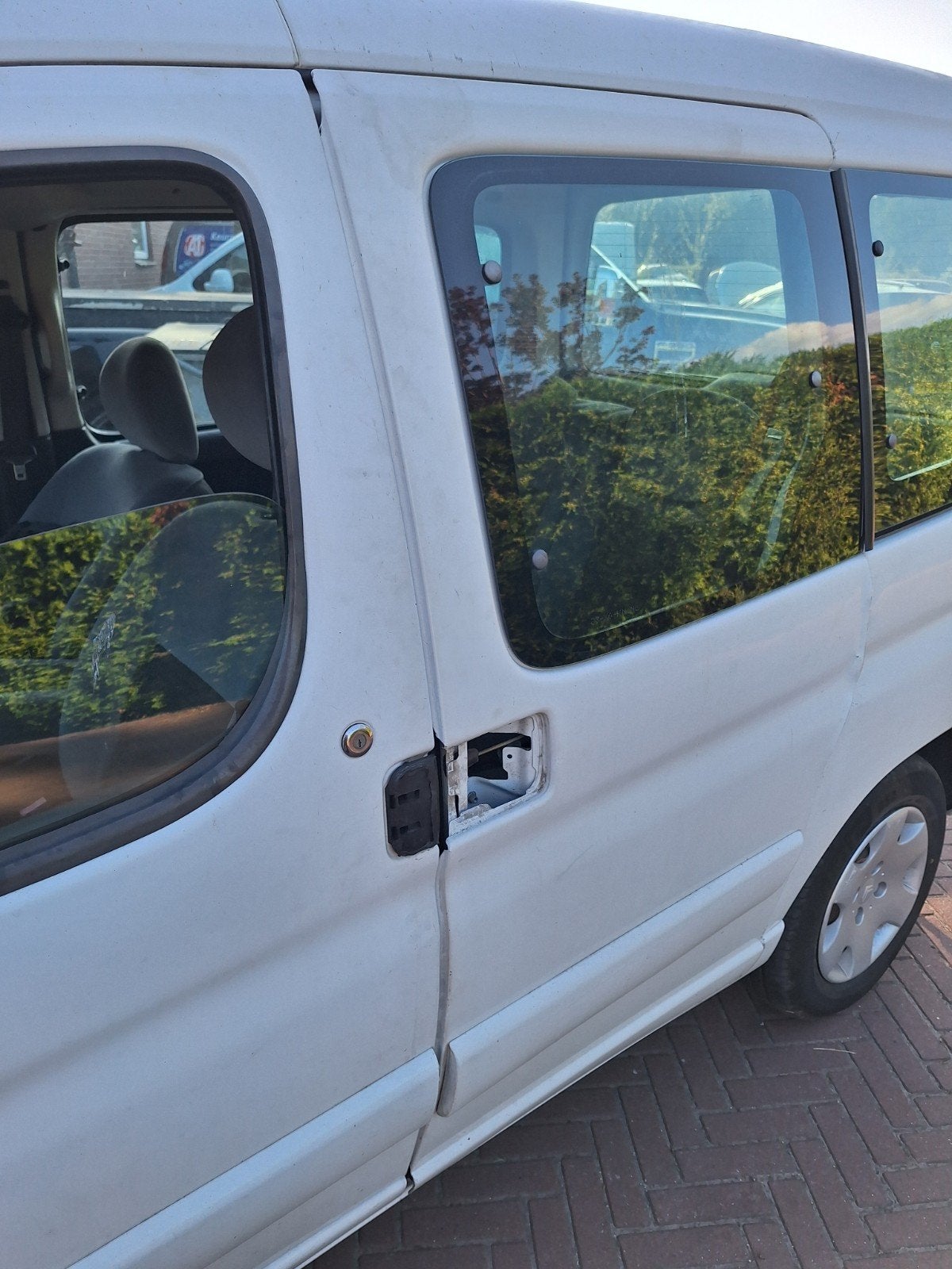Citroën Berlingo 1.4 I 2007 Wit, Auto's, Citroën, Voorwielaandrijving, Wit, Berlingo, Handgeschakeld