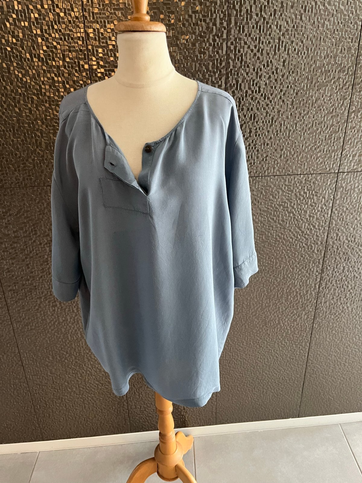 Humanoid blouse maat L - Stijlvol en comfortabel, Ophalen of Verzenden, Zo goed als nieuw, Maat 42/44 (L), Blauw