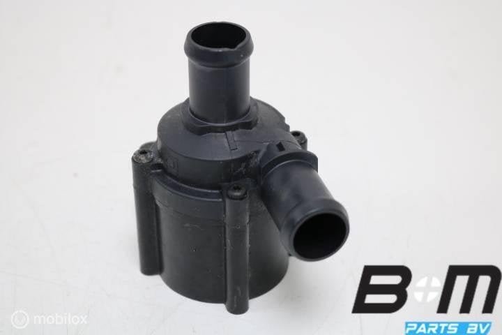 Extra waterpomp Audi A4 8W Limo, Gebruikt