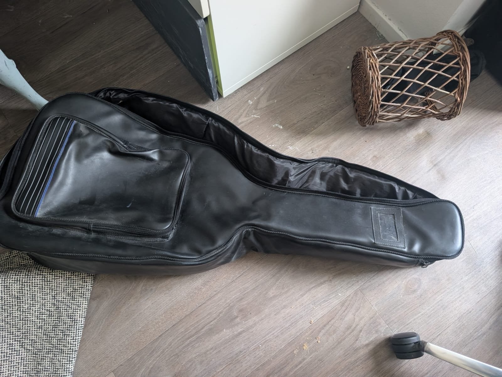 Zwarte gitaarhoes - Bescherm je gitaar, Muziek en Instrumenten, Ophalen, Gebruikt, Overige typen