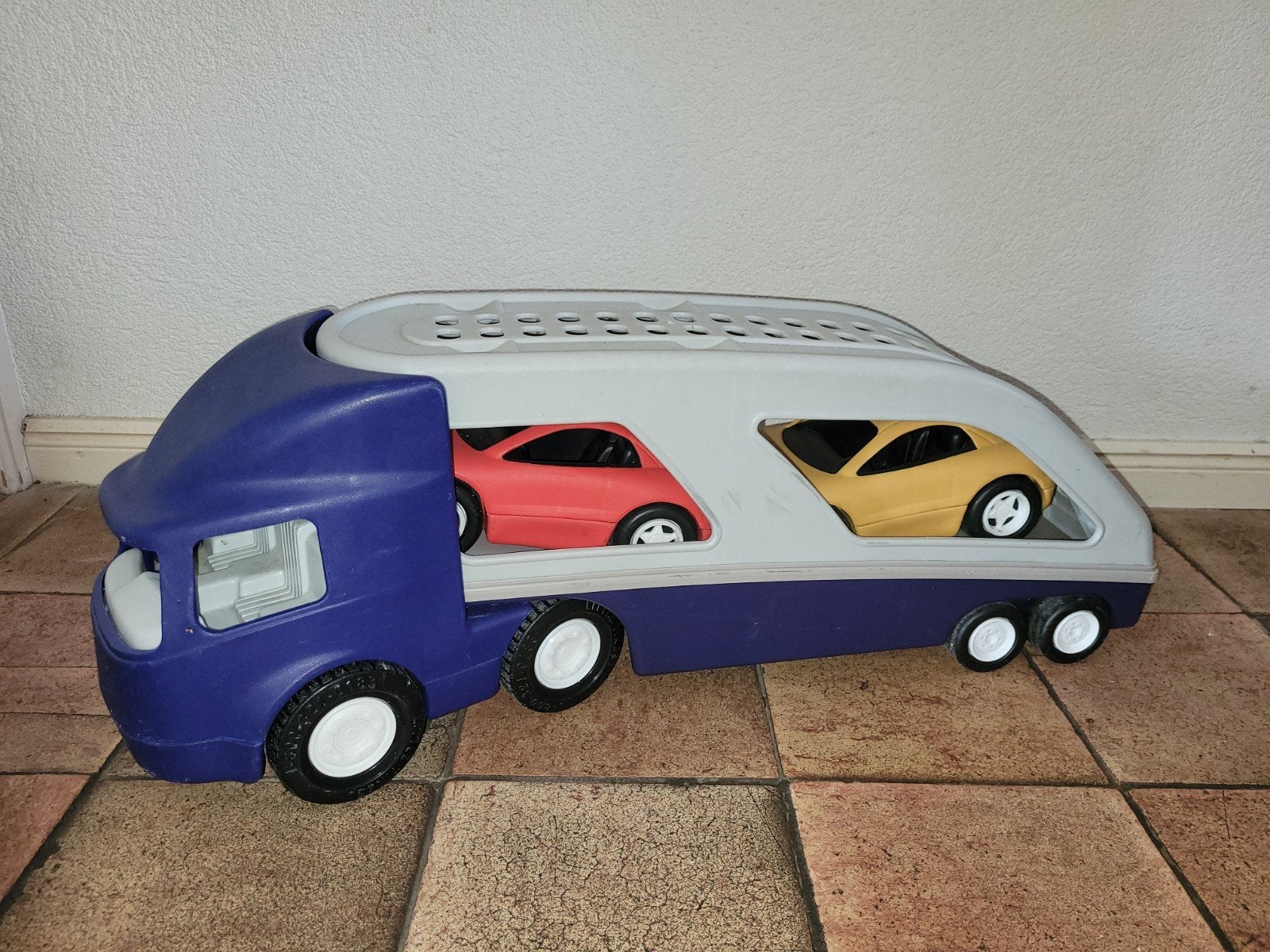 Little Tikes autotransporter, Ophalen, Gebruikt