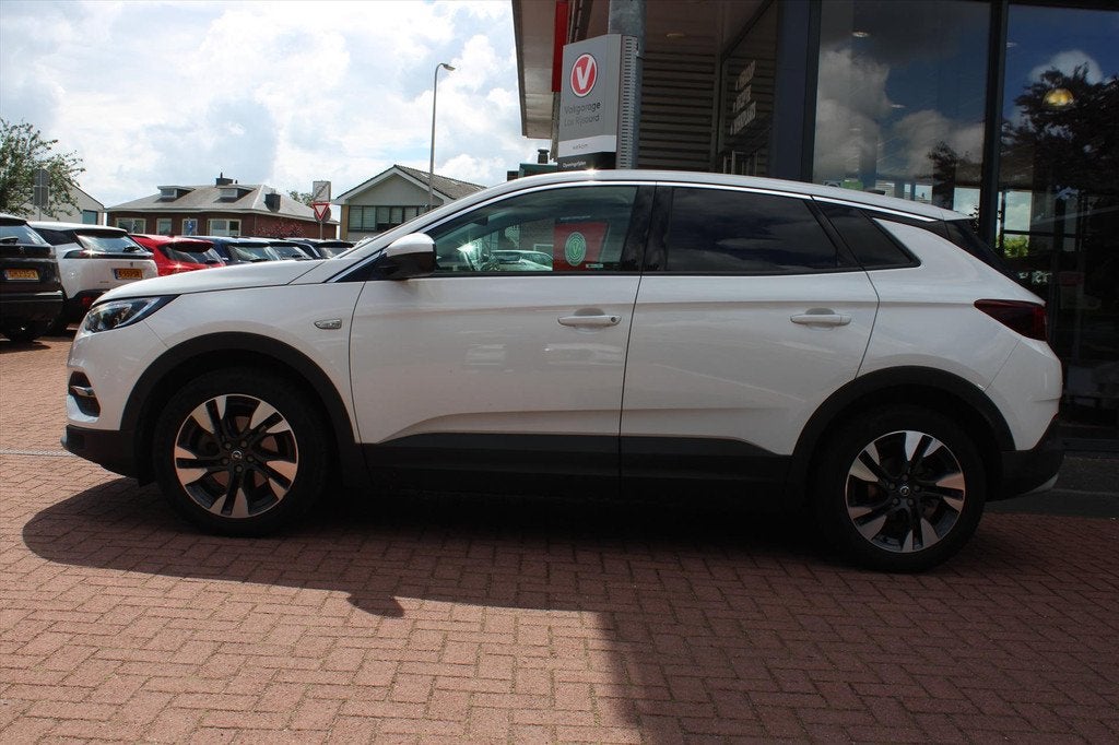 OPEL Grandland X 1.2 Turbo Aut. *Innovation* | Carplay | Cru, 1199 cc, Leder en Stof, Wit, Bedrijf