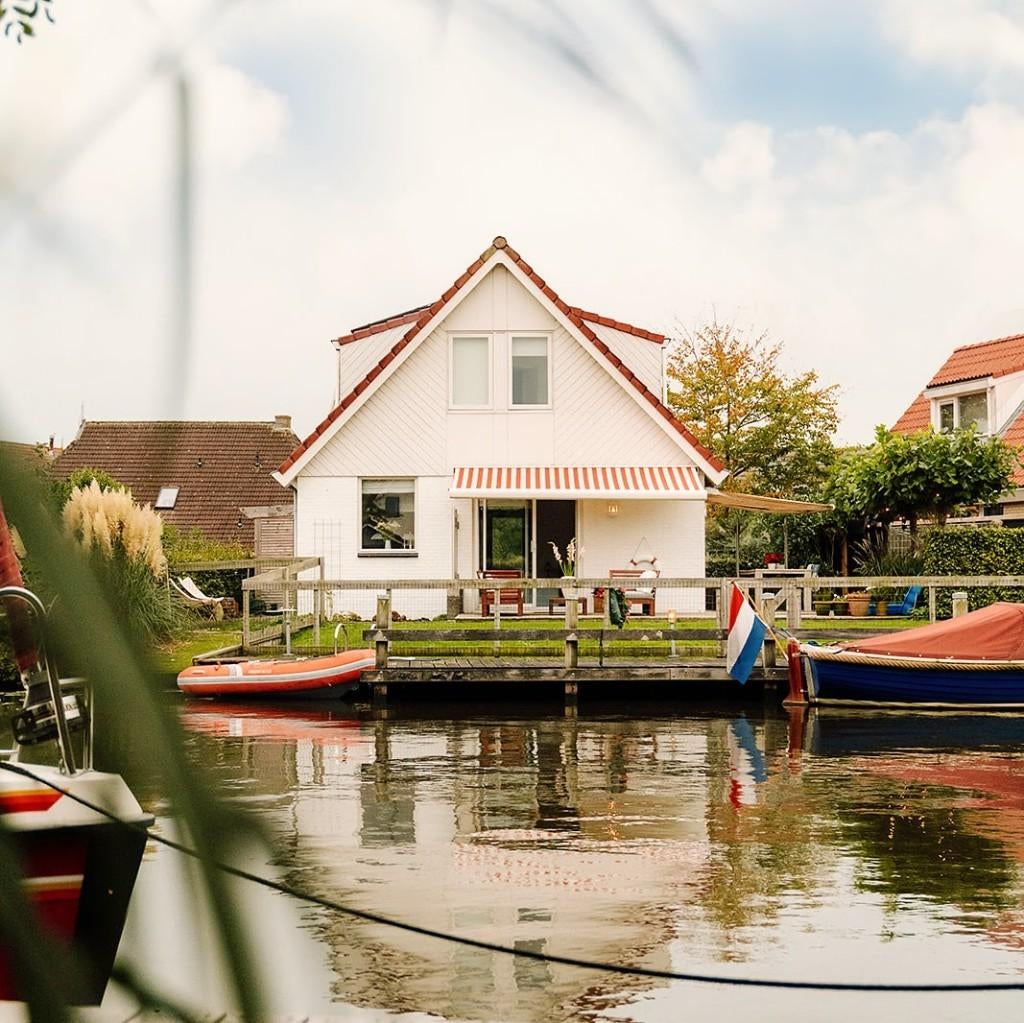 8pers. huis Grou direct a/h water - Meivakantie beschikbaar!, 8 personen, 4 of meer slaapkamers, Landelijk, Aan meer of rivier
