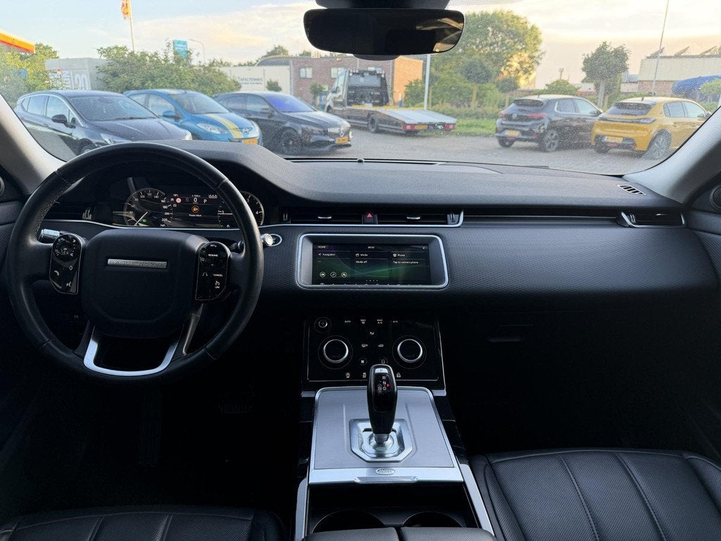 Land Rover Range Rover Evoque 2.0 D150 AWD R- Dynamic | PANO, Automaat, Gebruikt, 4 cilinders, 1848 kg