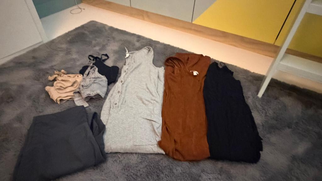 Free Maternity Clothes Gratis zwangerschapskleding, Kleding | Dames, Positiekleding, Zo goed als nieuw, Broek of Spijkerbroek