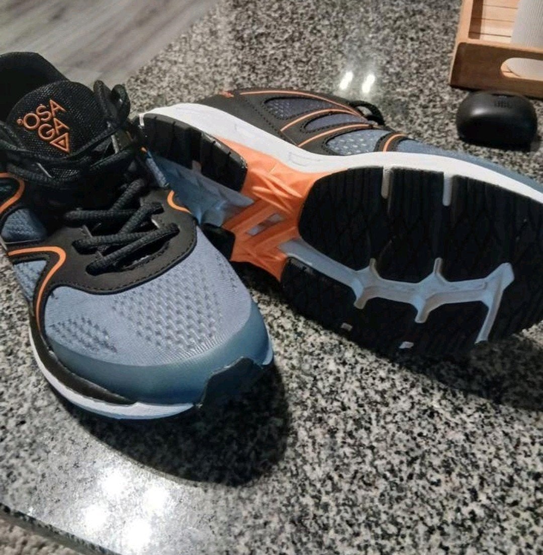 Nieuwe Osaga sportschoenen in maat 40., Ophalen of Verzenden, Nieuw, Sportschoenen