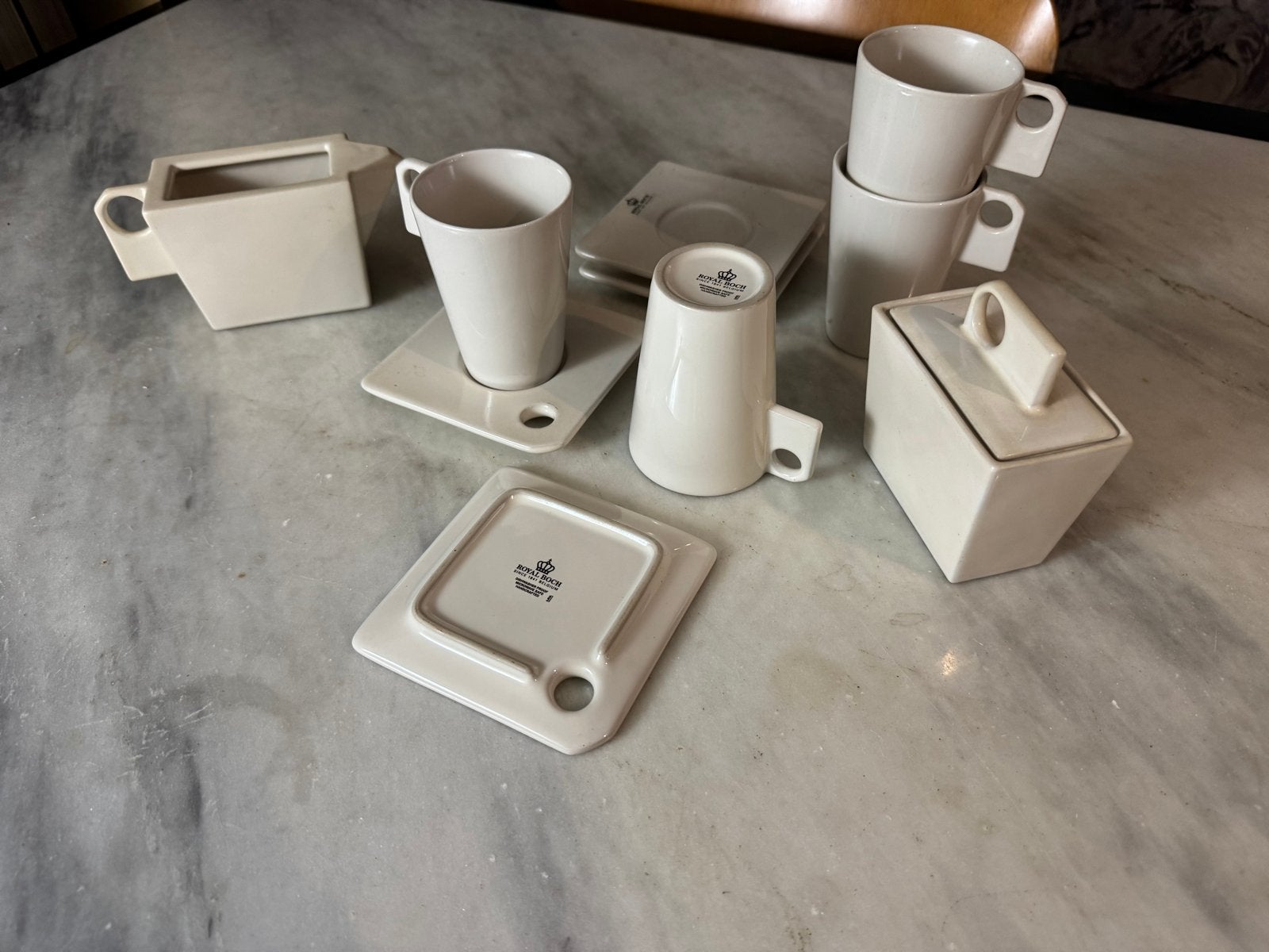Compleet Royal Boch koffieservies - 4 kop en schotel, suiker, Ophalen of Verzenden
