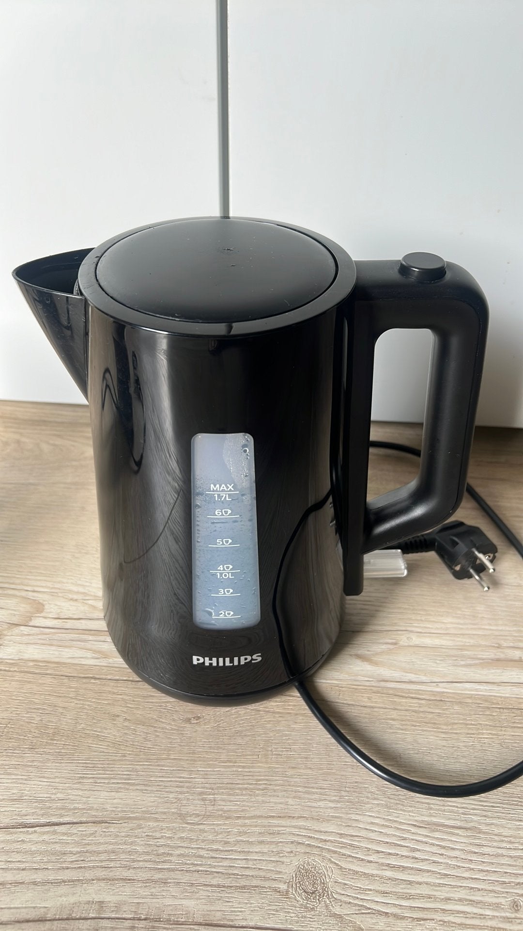 Philips waterkoker HD9318 zwart 1,7 liter, 1 tot 2 liter, Ophalen, Zo goed als nieuw