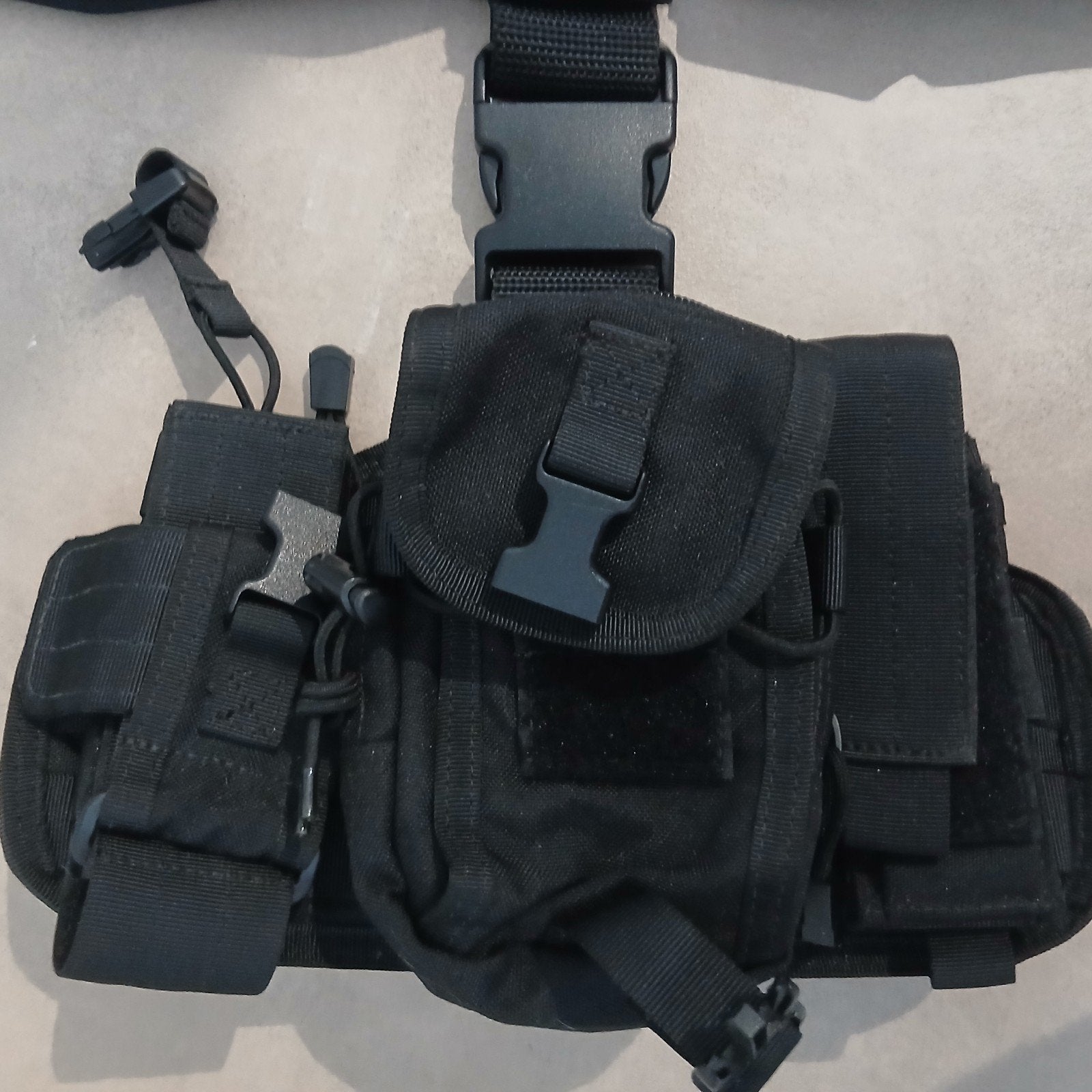 Koppelriem met diverse pouches Tasmanian Tiger maat L, Ophalen of Verzenden, Overige soorten, Nederland, Kleding of Schoenen