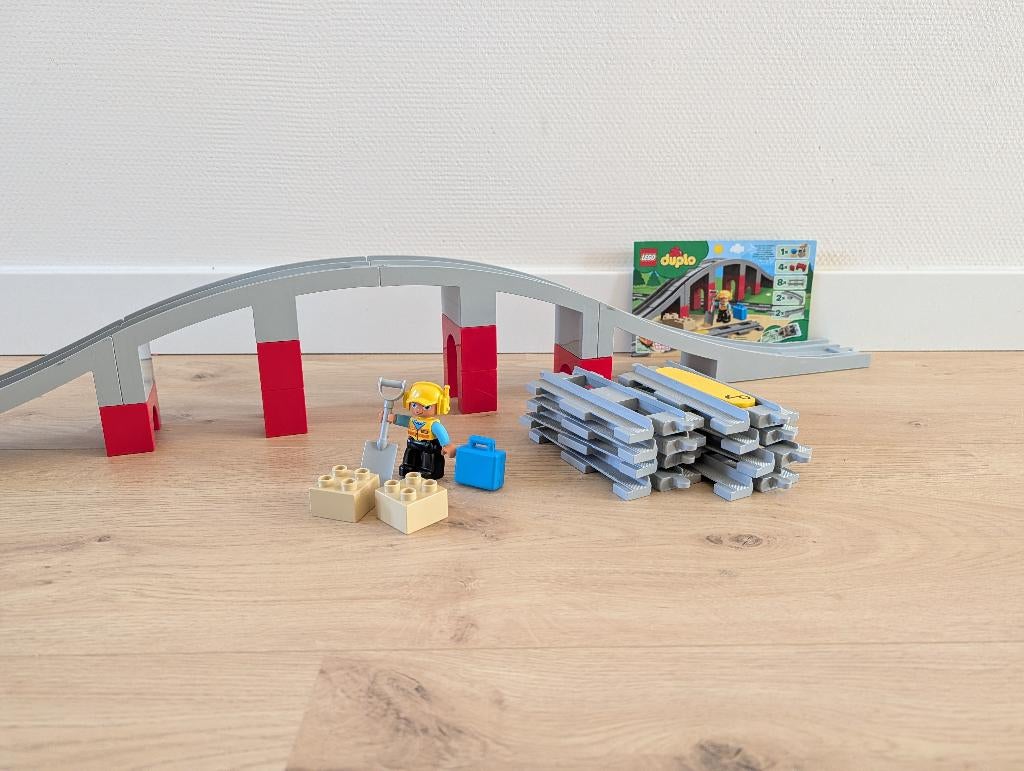 LEGO DUPLO Treinbrug en treinrails - 10872, Ophalen of Verzenden, Zo goed als nieuw, Duplo, Compleet