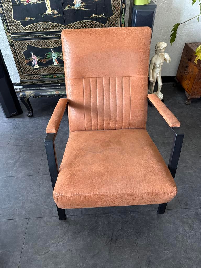 Bruine stoel met armleuningen, Huis en Inrichting, Ophalen, Gebruikt, Bruin, Metaal