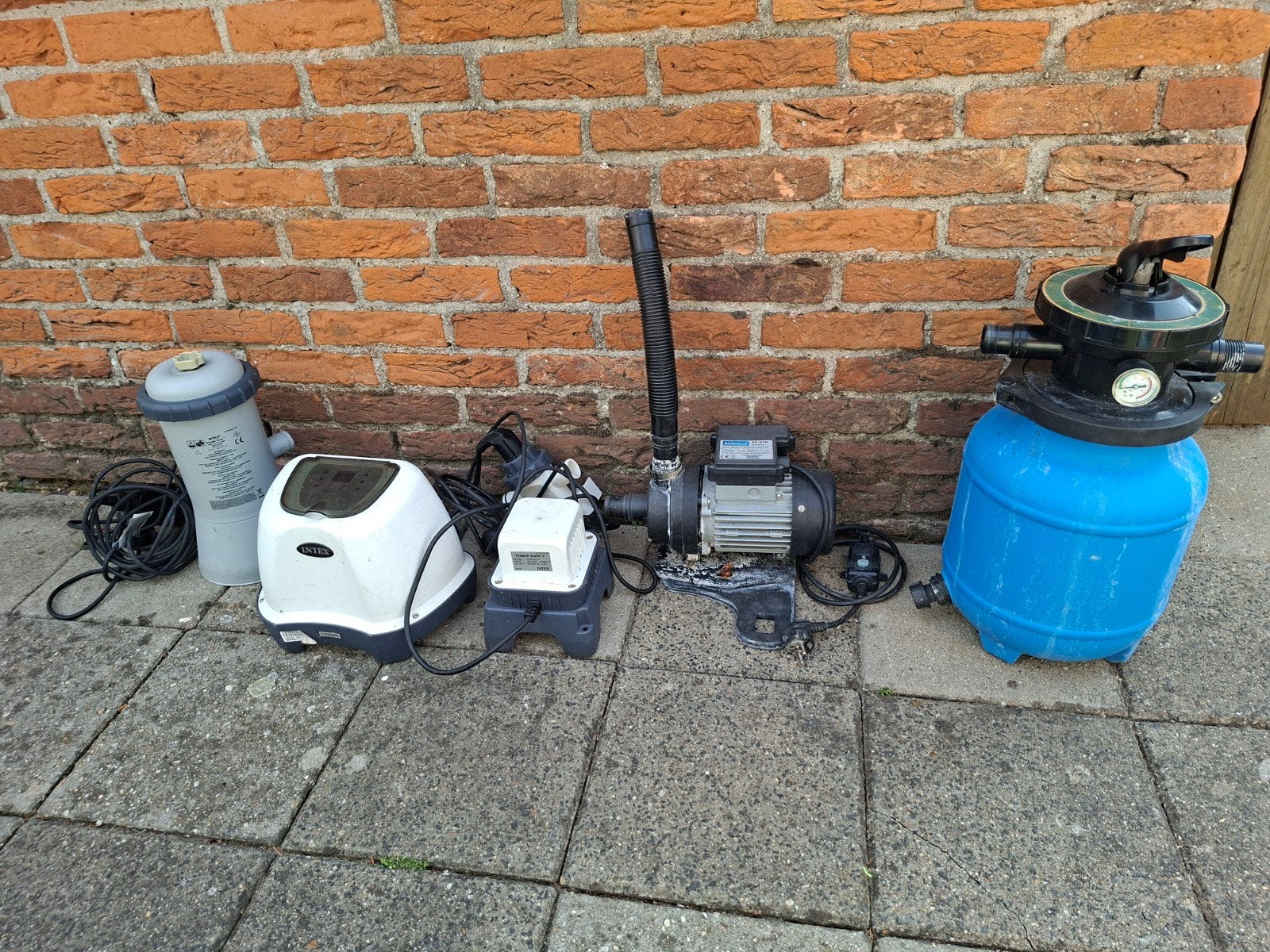 Intex Zwembad 300x200 met Zandfilter en Zoutwatersysteem, Tuin en Terras, Ophalen, Gebruikt, Opzetzwembad, 200 tot 400 cm