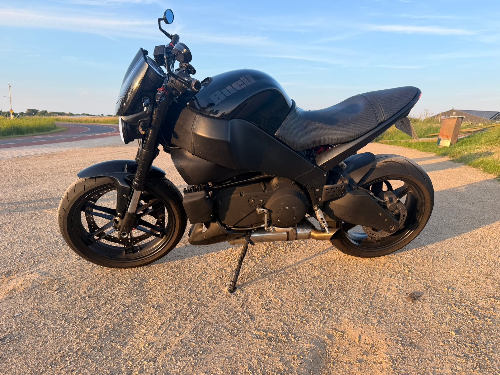 Buell XB12s, Motoren, 2 cilinders, Particulier, Naked bike