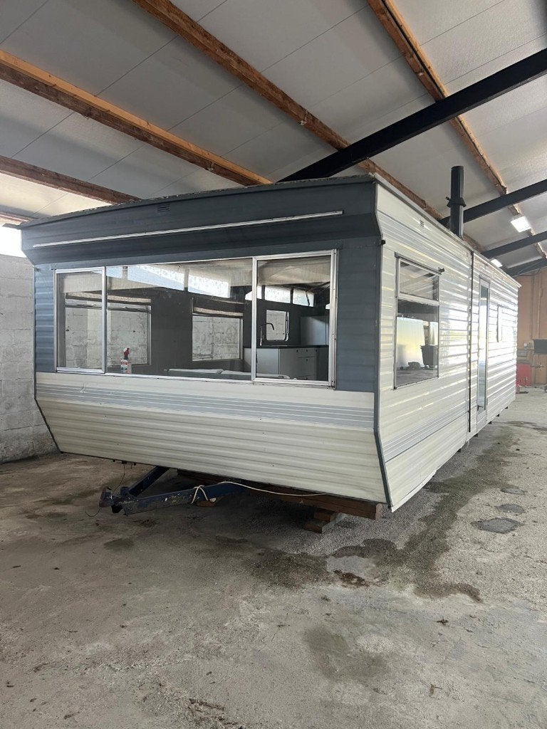 chalet/stacaravan 800 lang en 336 breed, Caravans en Kamperen, Stacaravans, Tot en met 2