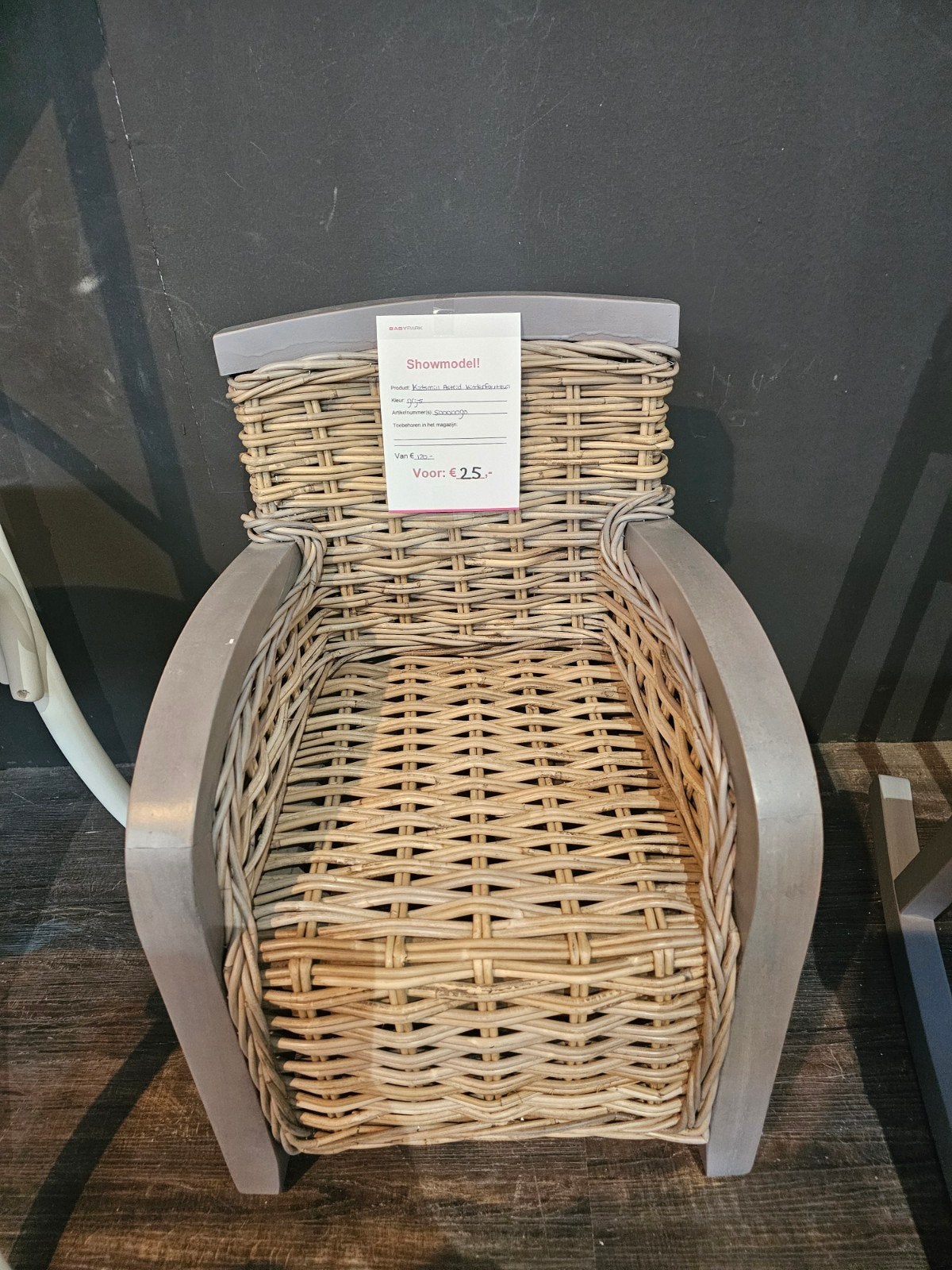 Kidsmill Astrid kinderfauteuil, grijs, Kinderen en Baby's, Kinderstoelen, Ophalen, Zo goed als nieuw, Overige typen
