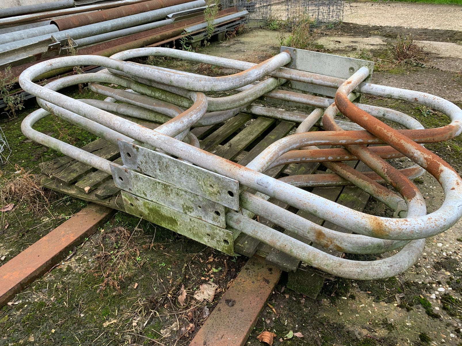 6 Brouwers paddestoel boxen ligboxen stalinrichting, Dieren en Toebehoren, Ophalen, Gebruikt