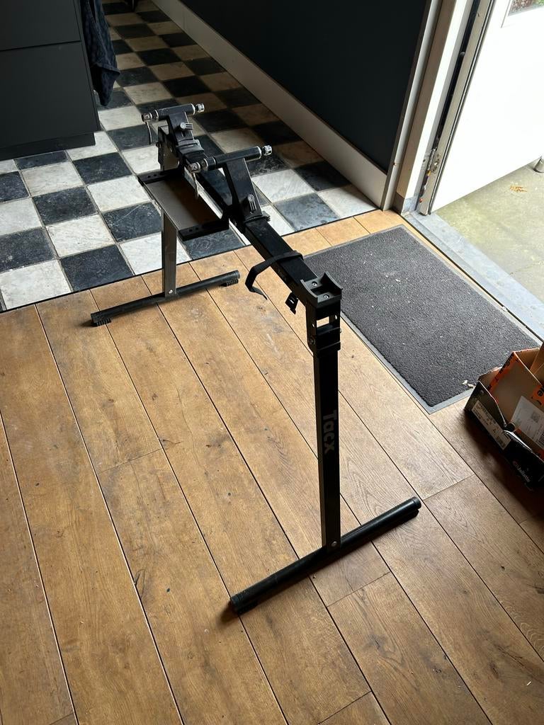 Tacx fiets standaard - Handige montagestandaard, Fietsen en Brommers, Fietsaccessoires | Overige Fietsaccessoires, Ophalen, Gebruikt