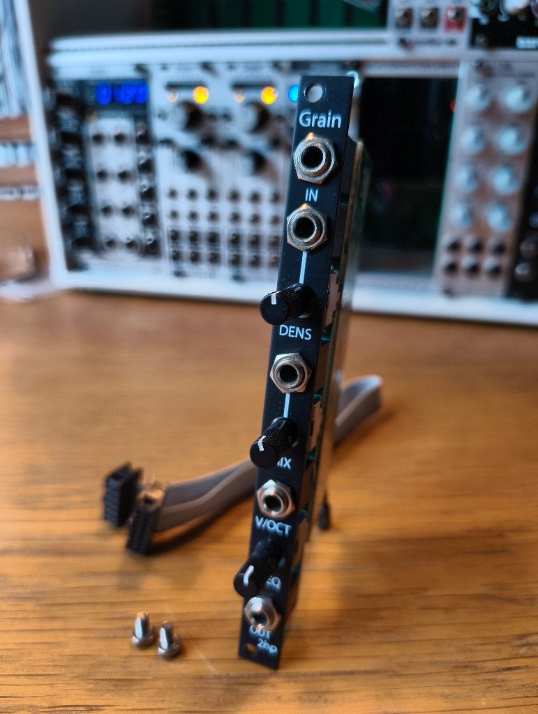2hp	Grain Eurorack Module, Ophalen of Verzenden, Zo goed als nieuw, Overige merken