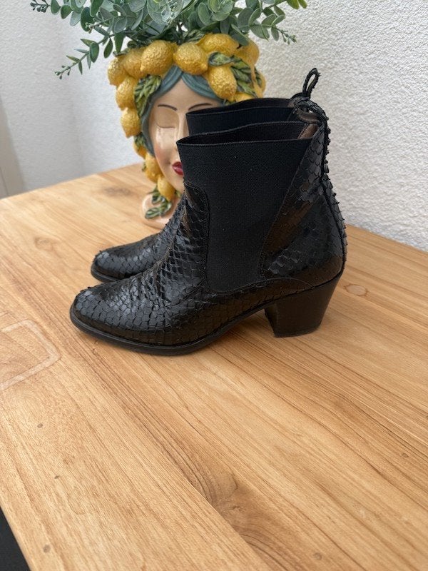 Luxe leren laarsjes van Pertini, Kleding | Dames, Schoenen, Hoge laarzen, Pertini, Verzenden, Zwart