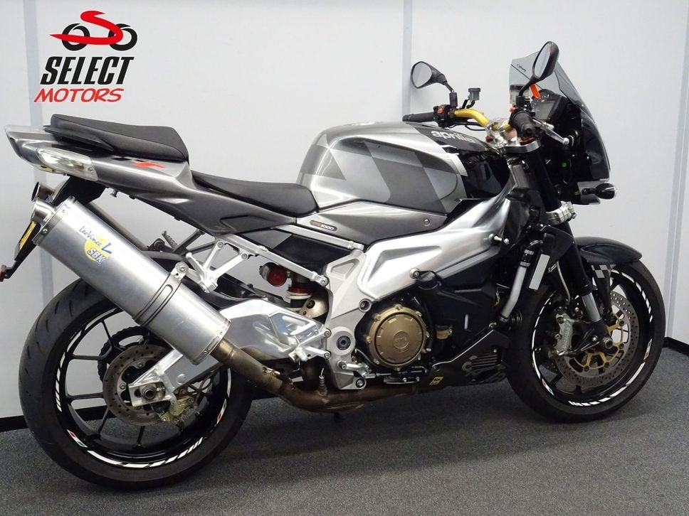 ZEER MOOIE APRILIA TUONO 1000 R (bj 2007), 997 cc, 2 cilinders, Onbekend, APRILIA