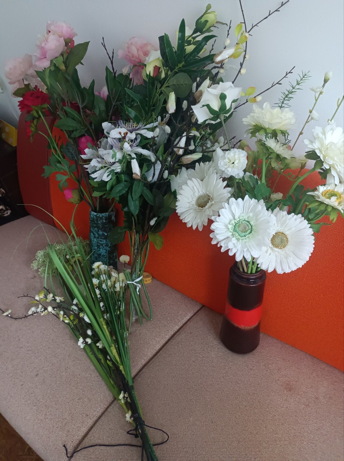 Grote collectie diverse kunstbloemen en -takken, Ophalen, Binnen, Gebruikt, Kunstbloem
