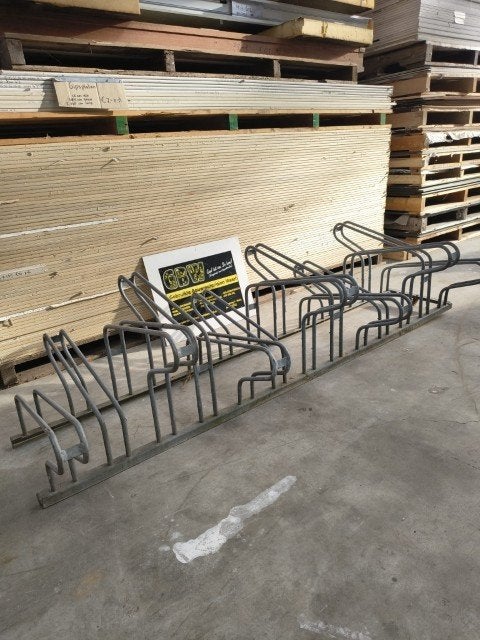 fietsenrek voor 13 fietsen 194 cm lang, fietsen rek, Ophalen, Gebruikt