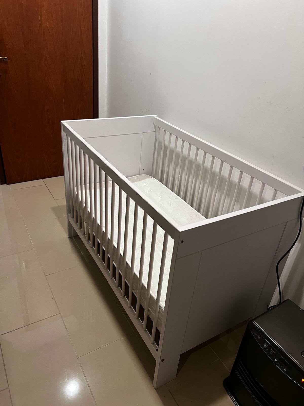 Paidi babybed met matras, Kinderen en Baby's, Ophalen