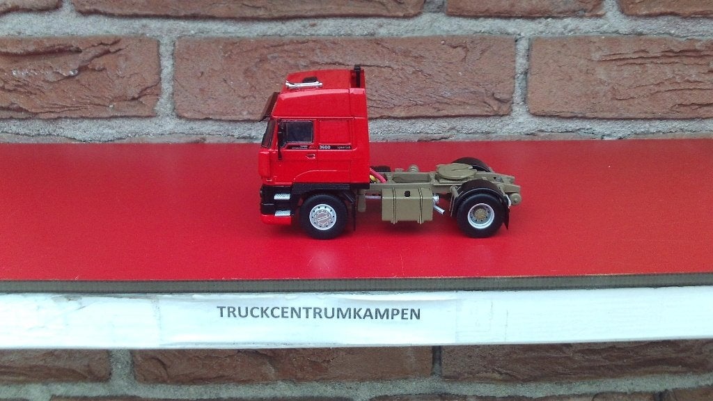WSI  Daf  3600  4 x 2  Space  Cab  Premium  Line., Hobby en Vrije tijd, Modelauto's | 1:50, Ophalen of Verzenden, Nieuw, Bus of Vrachtwagen