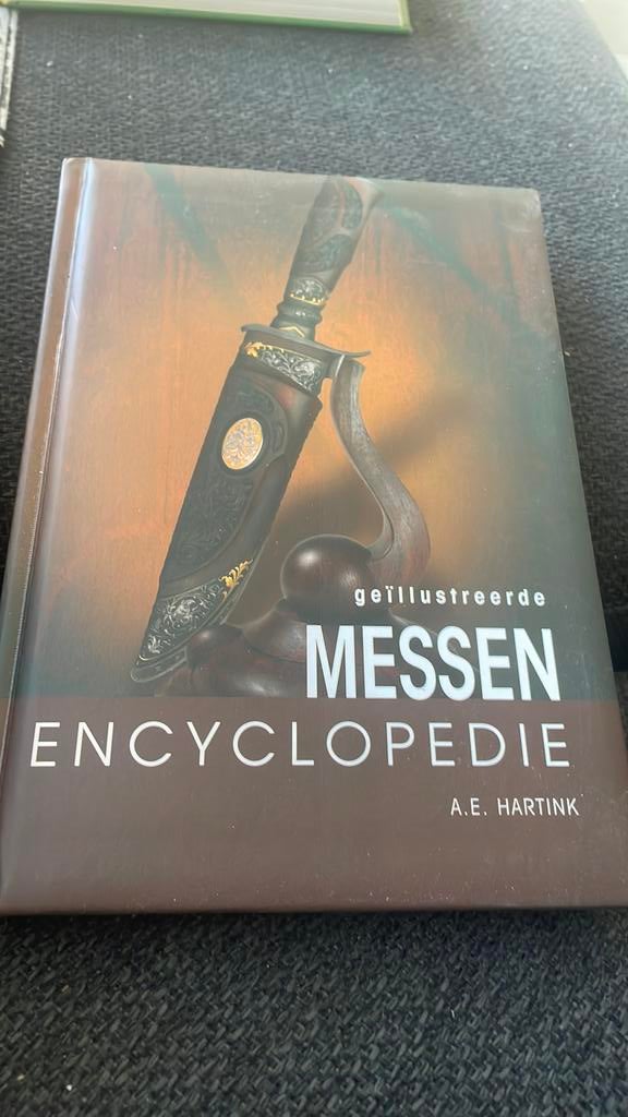 A.E. Hartink - Geillustreerde messen encyclopedie, Ophalen of Verzenden, Nieuw, A.E. Hartink