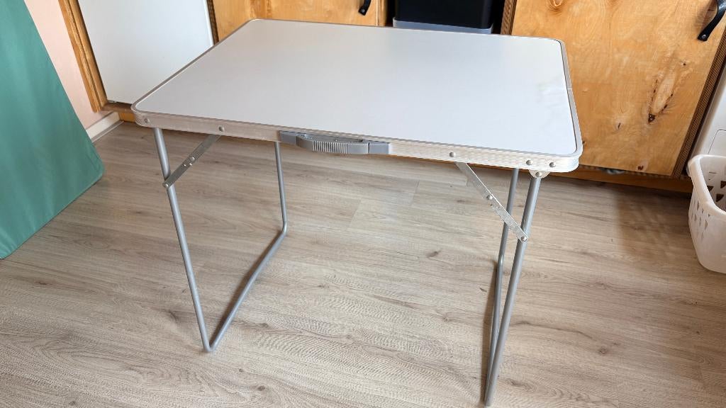 Eurotrail Campingtafel Monaco - Medium - Grijs, Ophalen, Gebruikt, Campingtafel