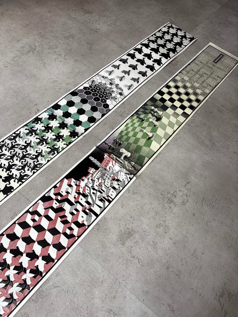 Vintage Escher poster in 4 delen, Deurposter of groter, Ophalen of Verzenden, Overige onderwerpen, Rechthoekig Staand