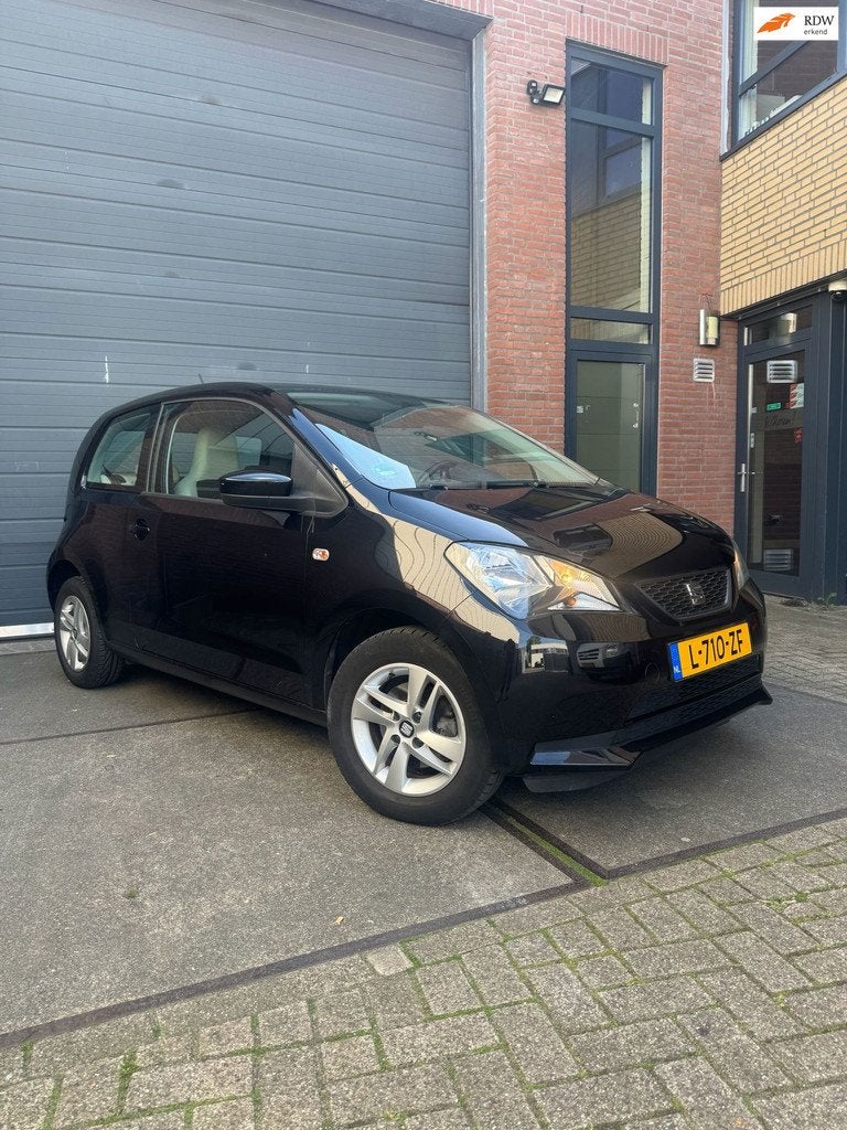 Seat Mii 1.0 Style Chic/DEALER ONDERHOUDEN/AIRCO/NIEUW APK, Euro 5, Gebruikt, Start-stop-systeem, 4 stoelen
