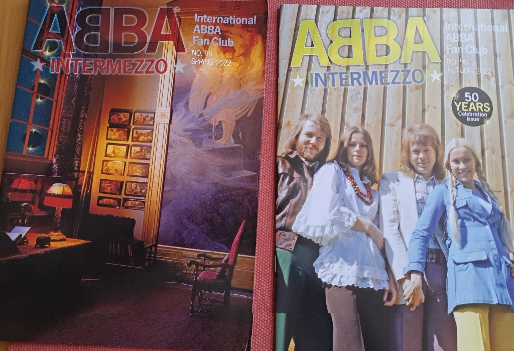 Intermezzo ABBA magazine nr 96 en 98, Pop, Overige formaten, Ophalen of Verzenden, Zo goed als nieuw