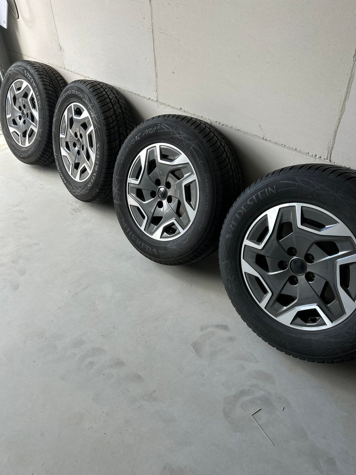 Li metal winterset + zom.band nieuwst 5x114,3 7Jx17” ET47, Auto-onderdelen, Banden en Velgen, Ophalen, Banden en Velgen, 17 inch