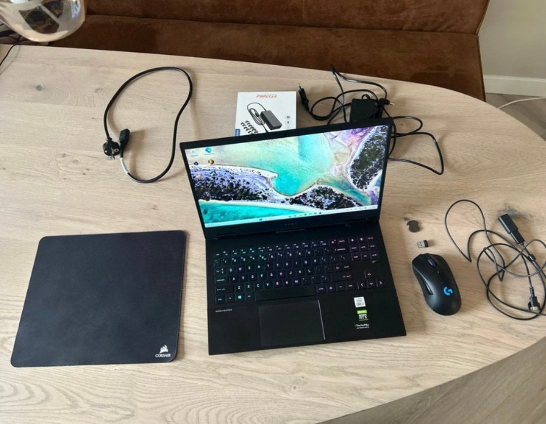 HP OMEN 15 gaming laptop + Logitech G703 + Corsair muismat, Computers en Software, Ophalen, Gebruikt, Met videokaart, 2 tot 3 Ghz