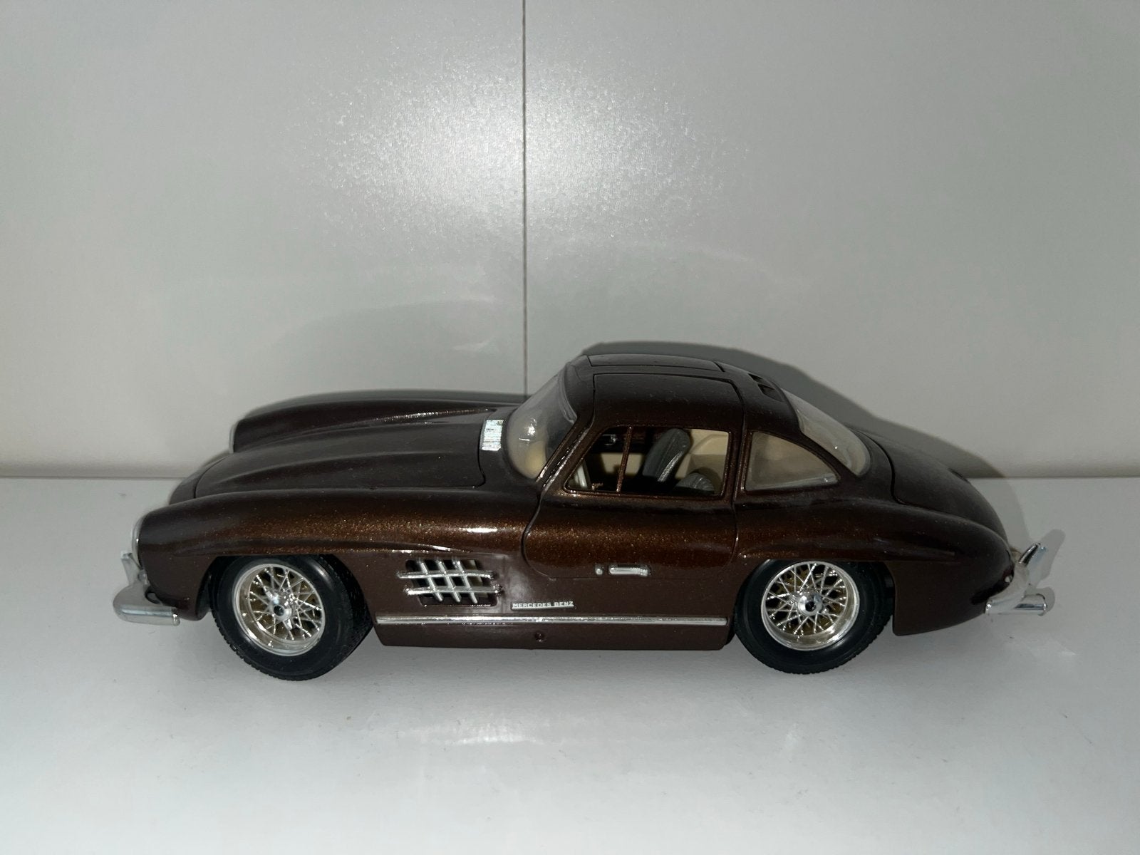 Mercedes-Benz 300 SL Schaalmodel - Bruin, Ophalen, Zo goed als nieuw
