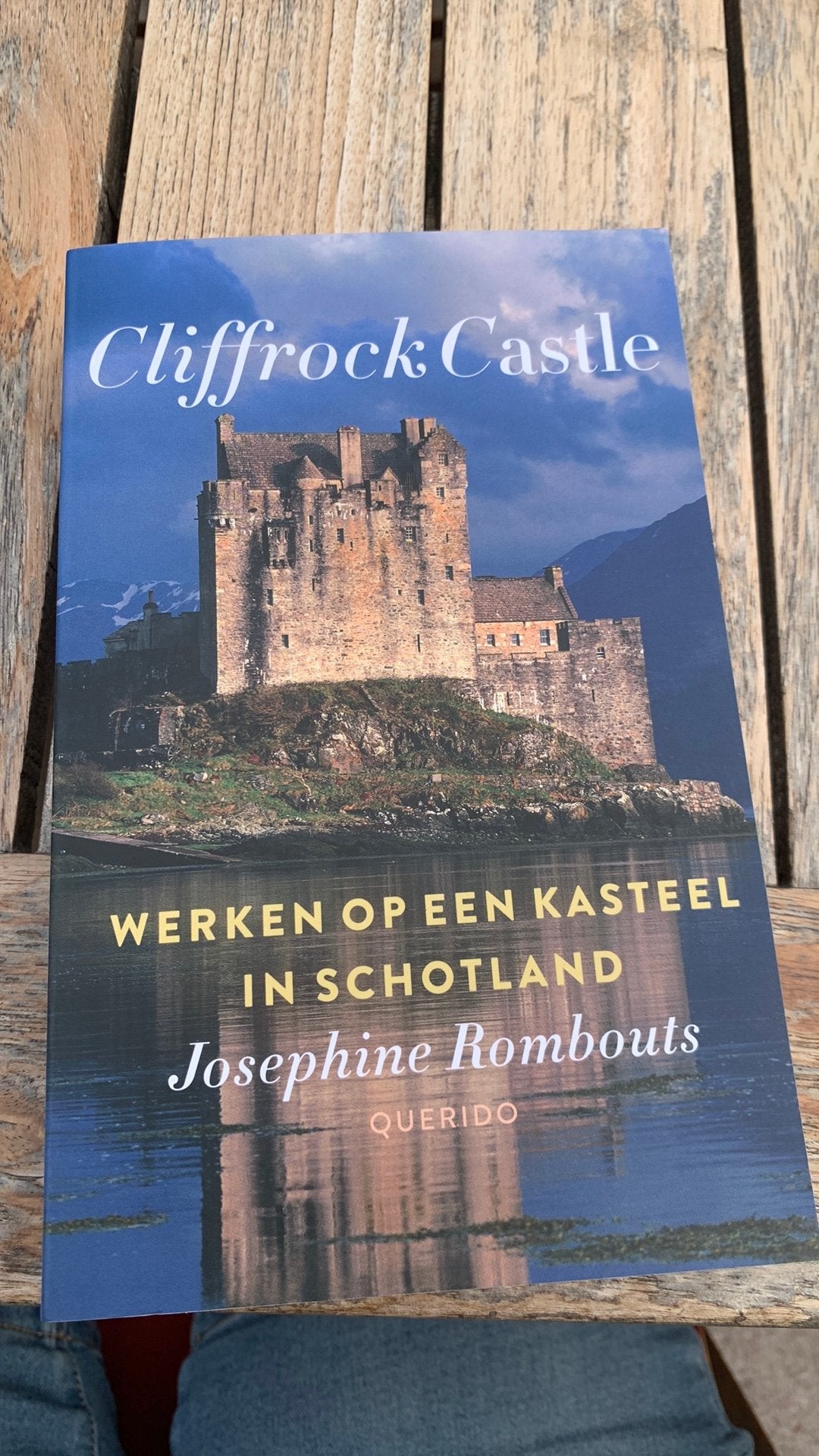 Josephine Rombouts - Cliffrock Castle, Ophalen of Verzenden, Zo goed als nieuw, Josephine Rombouts
