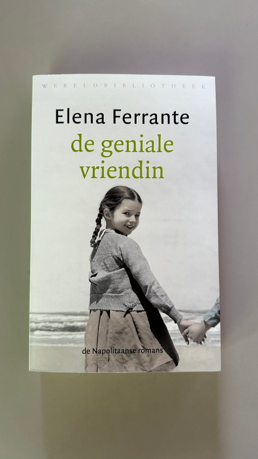 Elena Ferrante - De geniale vriendin, Ophalen of Verzenden, Zo goed als nieuw, Elena Ferrante